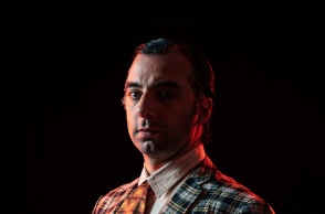 Γιάννης Βαρβαρέσος