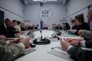 To συμβούλιο Εθνικής Άμυνας και Ασφάλειας της Γαλλικής Δημοκρατίας, με επικεφαλής τον Εμανουέλ Μακρόν