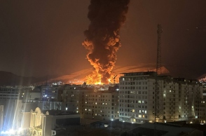 εκρηξη, καπνοι, σπιτια