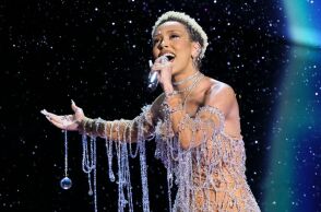 «Είχε το θράσος...» - Η Doja Cat απάντησε στον Σαλαμέ για τα σχόλια για την όπερα και το μπαλέτο