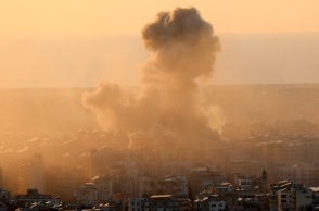 εκρηξη, καπνοι, σπιτια