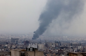 εκρηξη, καπνοι, σπιτια