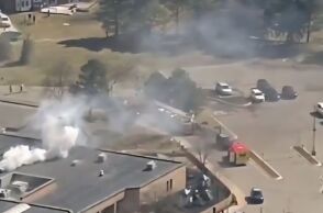 Πλάνο από το σημείο της επίθεσης στη συναγωγή του Μίσιγκαν