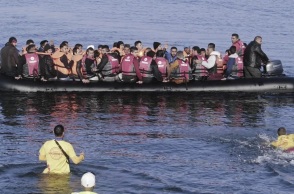 Frontex, μεταναστες σε βαρκα