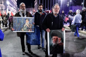 Ο Λαφαζάνης διαδηλώνει κατά του πολέμου στο Ιράν 