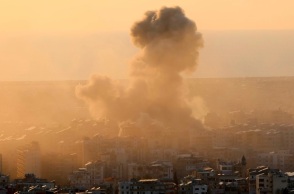 εκρηξη, καπνοι, σπιτια