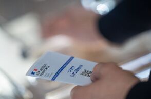 Γαλλία: Ολοκληρώθηκε ο πρώτος γύρος των δημοτικών εκλογών - Ένας στους δύο ψηφοφόρους προσήλθε στις κάλπες