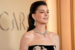 Η Χάθαγουεϊ έχει επίσης μιλήσει για τη σημασία της καθημερινής φροντίδας του δέρματος