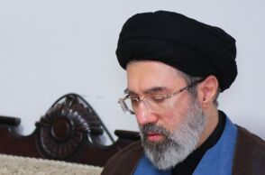 «Αυτοί που σκότωσαν τον Λαριτζανί θα πληρώσουν σύντομα», διαμηνύει ο Μοτζτάμπα Χαμενεΐ 