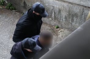 Καλαμαριά: Κακουργηματική δίωξη για βαριά σκοπούμενη σωματική βλάβη στα δύο άτομα που ήταν μαζί με το θύμα