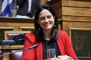 Η υπουργός Εργασίας και Κοινωνικής Ασφάλισης, Νίκη Κεραμέως