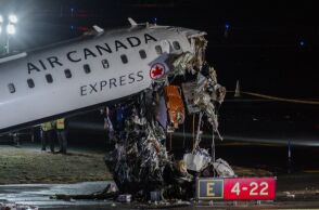 LaGuardia: Μοιραία σύγκρουση αεροσκάφους με πυροσβεστικό όχημα