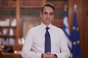 Ο Κυριάκος Μητσοτάκης ανακοινώνει μέτρα στήριξης