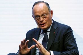 Ο πρώην πρωθυπουργός της Γαλλίας Εντουάρ Φιλίπ, που προηγείται σε δημοσκόπηση ενόψει της προεδρικής εκλογής του 2027