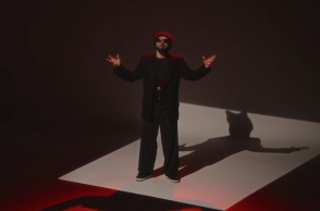 Eurovision 2026: Ο Akylas ερμηνεύει το «Rise Like a Phoenix» της Κοντσίτα Βουρστ