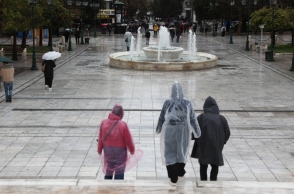 Καιρός αύριο: Ισχυρές βροχές και καταιγίδες με ανέμους 8 μποφόρ