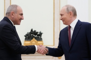 Πούτιν προς Πασινιάν: Η ένταξη της Αρμενίας στην ΕΕ είναι «απλούστατα αδύνατη»