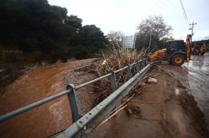 Εικόνα από την επομένη της κακοκαιρίας Erminio στη Ραφήνα