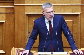 Άκης Σκέρτσος: Κοινωνία πολιτών ή πελατών; Χωρίς δεύτερη σκέψη με την κοινωνία των πολιτών