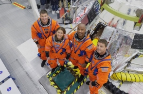 Artemis II: Επιστρέφουν οι αστροναύτες του Orion αφού έκαναν τον γύρο της Σελήνης	