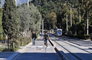 Έτοιμη η Βασιλίσσης Όλγας: Ολοκληρώθηκε η ανάπλαση της λεωφόρου -Επιστρέφουν τα μέσα μαζικής μεταφοράς	