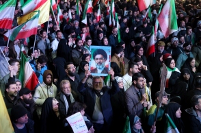 Κατάπαυση πυρός ΗΠΑ-Ιράν: Πανηγυρισμοί στην Τεχεράνη, πλήθος κόσμος στην πλατεία της Επανάστασης