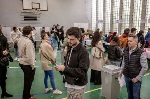 Ουρές ψηφοφόρων στις εκλογές στην Ουγγαρία