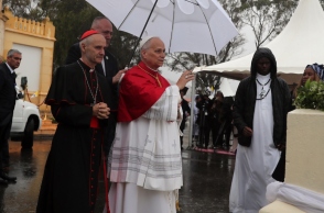 Αλγερία: Διπλή επίθεση αυτοκτονίας κατά τη διάρκεια επίσκεψης του Πάπα	