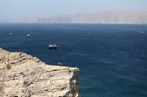 Πλοία στα Στενά του Ορμούζ