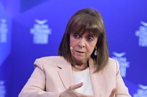 Σακελλαροπούλου από Φόρουμ των Δελφών: Άλλο η κριτική στη Δικαιοσύνη και άλλο οι επιθέσεις από χείλη που δεν θα έπρεπε