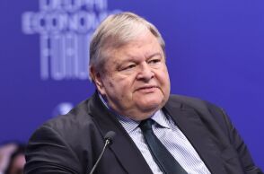 Ευ. Βενιζέλος από Φόρουμ Δελφών: Οι επιθέσεις στην Κοβέσι καθιστούν απολύτως υποχρεωτική την ανανέωση της θητείας