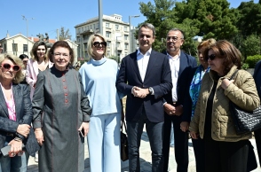 Ο Κυριάκος Μητσοτάκης επισκέφτηκε τα έργα ανάπλασης στη λεωφόρο Βασιλίσσης Όλγας 
