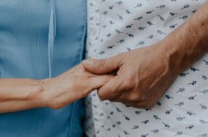 Αμπελόκηποι: Τέσσερις γυναίκες εντοπίστηκαν σε απάνθρωπες συνθήκες σε παράνομο οίκο ευγηρίας