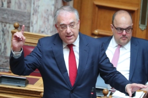 Θεοδωρικάκος προς ΠΑΣΟΚ: Μη λέτε ψέματα, ψηφίστε το νομοσχέδιο προστασίας των καταναλωτών
