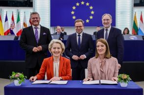 ΕΕ-ΗΠΑ: Έτοιμες οι ρήτρες ασφαλείας για τη νέα εμπορική συμφωνία