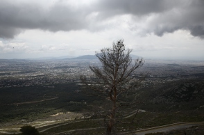 Καιρός αύριο: Βροχές και καταιγίδες σε Ιόνιο, βόρεια ηπειρωτικά και ΒΑ Αιγαίο