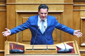 Γεωργιάδης σε Κωνσταντοπούλου: «Δεν σας κυνηγά παρακράτος, σας κυνηγούν οι καταγγελίες»