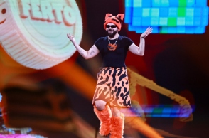 Τελικός Eurovision 2026: «Ελεύθερη πτώση» για τον Akyla, έπεσε στην 4η θέση με 6% πιθανότητα νίκης