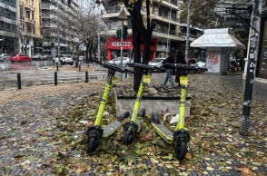 Χαλκιδική: Με τραύματα στο κεφάλι 12χρονος που έπεσε από ηλεκτρικό πατίνι