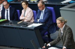 H επικεφαλής του AfD Άλις Βάιντελ και ο Καγκελάριος Μέρτζ