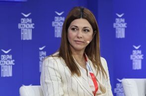 Ζαχαράκη προς μαθητές: Οι Πανελλαδικές είναι ένας σημαντικός σταθμός της πορείας σας, όχι ολόκληρη η διαδρομή σας