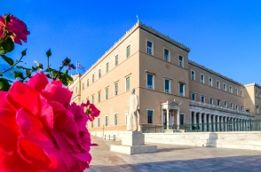 Χωρίς μεταβολές ο καιρός σήμερα - Στους 32 βαθμούς η θερμοκρασία