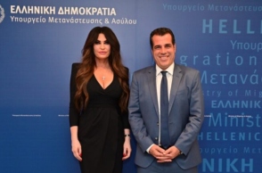 Συνάντηση του υπουργού Μετανάστευσης Θάνου Πλεύρη, με την πρέσβη των ΗΠΑ Κίμπερλι Γκίλφοϊλ	
