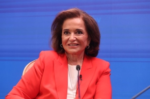 Ντ. Μπακογιάννη: Ούτε ένα κόμμα δεν πρέπει να εξυπηρετεί το αφήγημα των εχθρών της δημοκρατίας