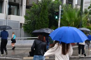 Καιρός: Ξεκινάει 48ώρη αστάθεια με βροχές και καταιγίδες - Οι περιοχές που βρίσκονται στο «κόκκινο»