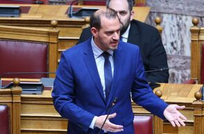 Κώτσηρας σε Κωνσταντοπούλου για Τέμπη: «Η Δικαιοσύνη αποδίδεται από τα δικαστήρια, όχι από την κυβέρνηση»