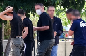 ΚΑΛΛΙΘΕΑ: Στην φυλακή μετά την απολογία τους ο δράστης της δολοφονίας του 15χρονου και άλλοι δύο κατηγορούμενοι	