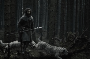 «Werewulf»: To τρέιλερ της νέας ταινίας τρόμου του Ρόμπερτ Έγκερς με τον Άαρον Τέιλορ-Τζόνσον	