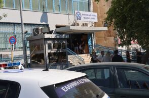 Κατάρρευση πολυκατοικίας στα Πετράλωνα: Οι 5 προσαγωγές μετατράπηκαν σε συλλήψεις
