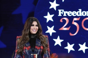 Freedom 250: Η πρέσβειρα Γκίλφοϊλ γιόρτασε τα 250 χρόνια Αμερικανικής Ανεξαρτησίας σε μια εμβληματική τελετή στην Αθήνα